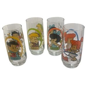 Vintage 1986 Pizza Hut "The Flintstone Kids" promotional drinking glasses.